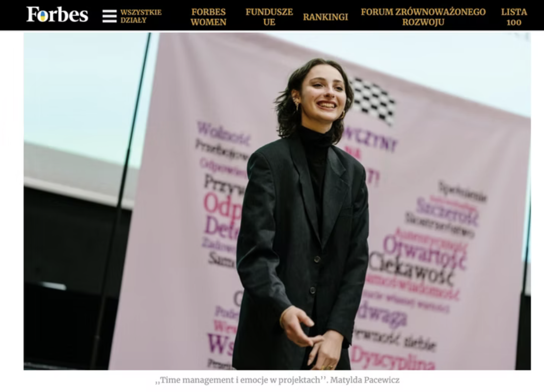 Matylda Pacewicz podczas wystąpienia Forbes